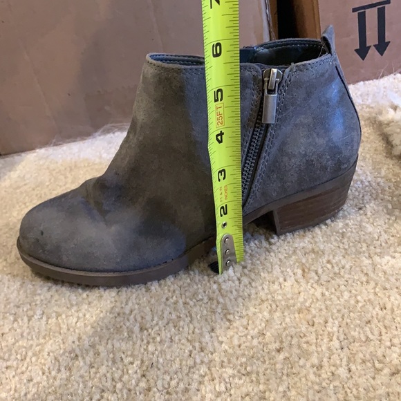 Women’s gray booties - Picture 7 of 9
